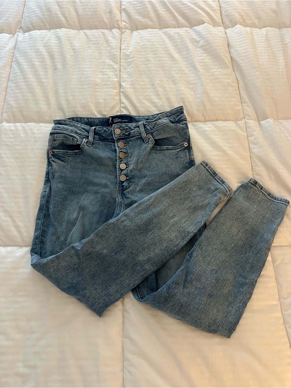 GAP Women's Skinny Jeans in Light Blue Denim